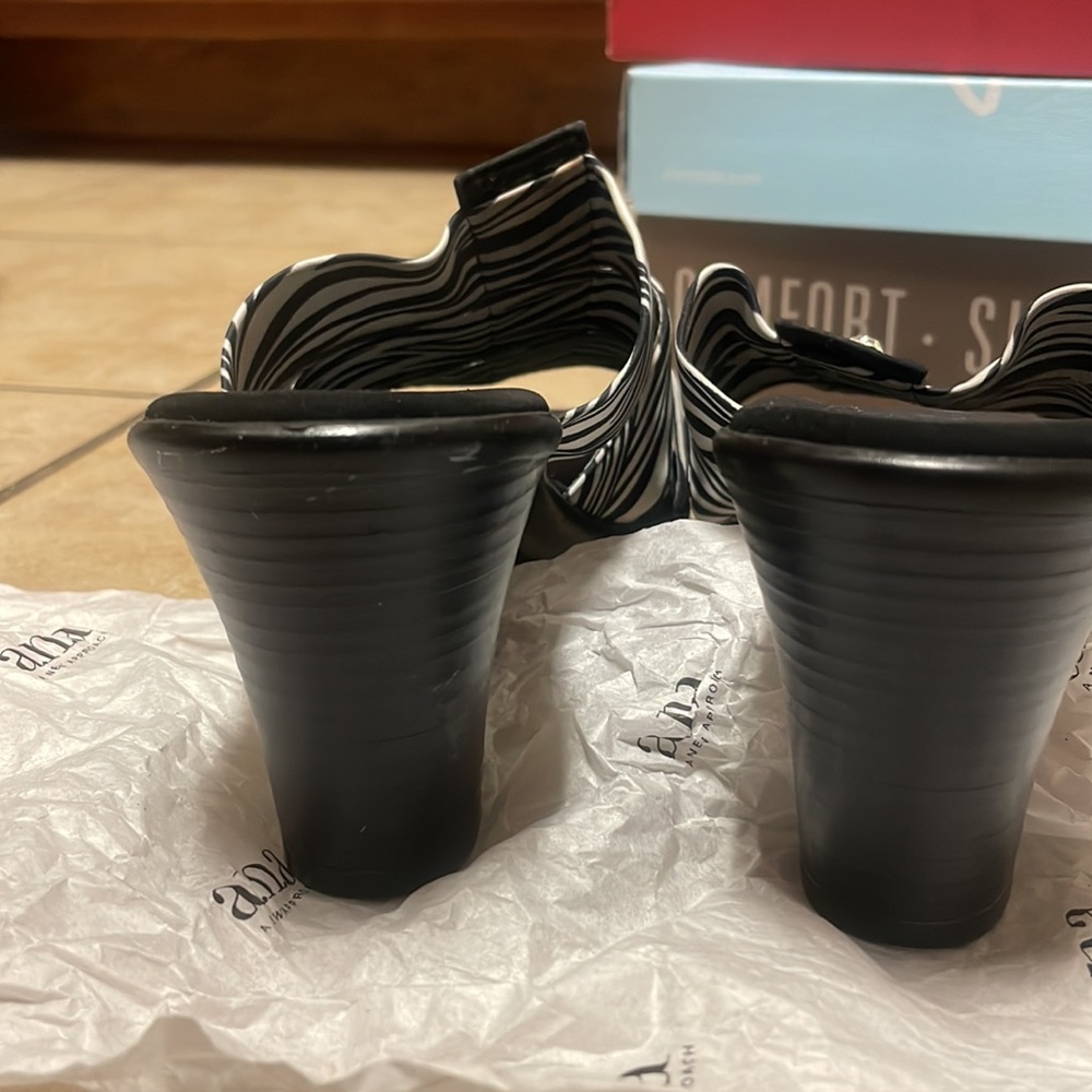 New. - Picture 5 of 5